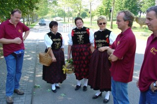 2004 Strohskulpturen ZDF Fernsehgarten_83