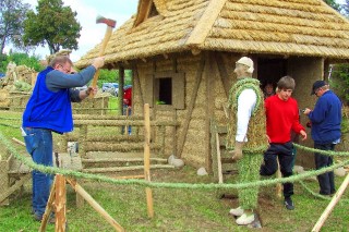 2009 Strohskulpturen Höchenschwand_78