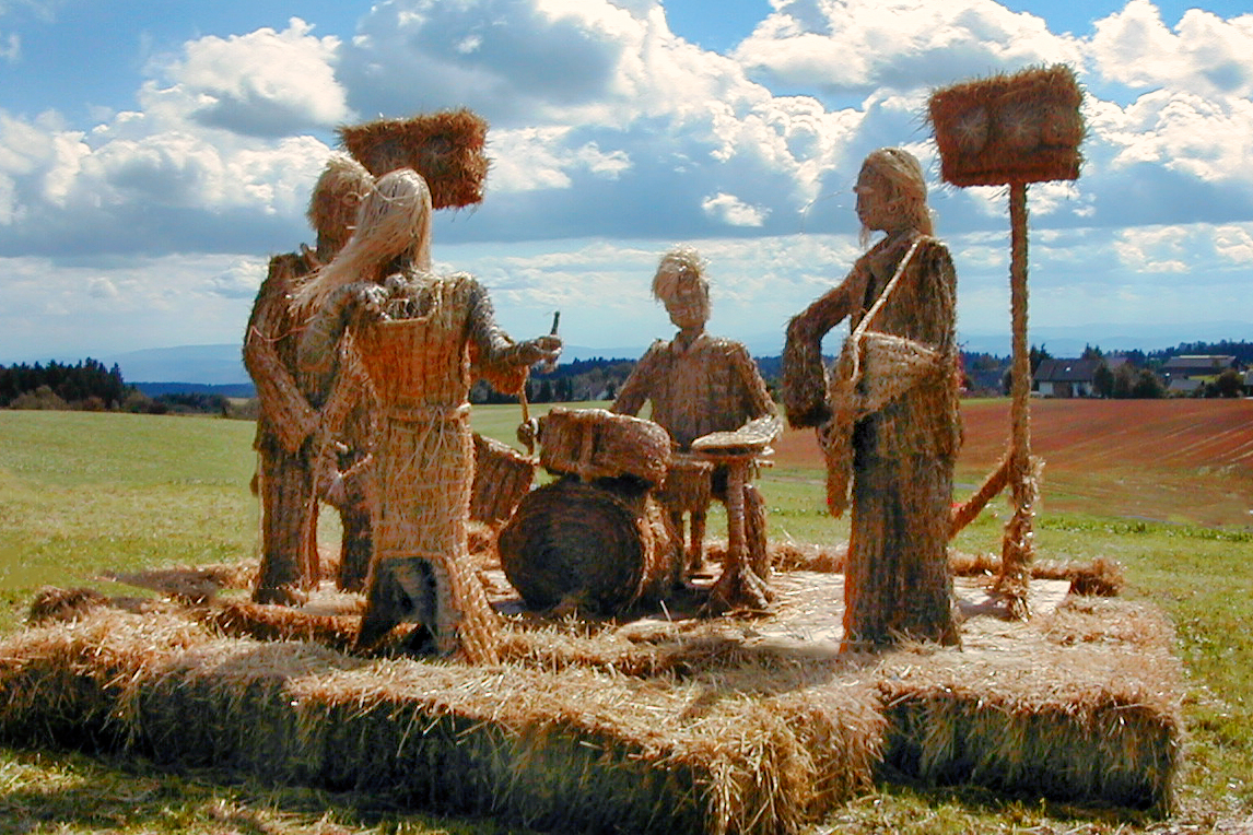 2001 Strohskulpturen Höchenschwand_1