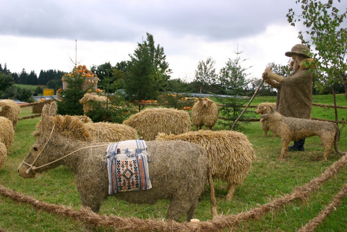 2005 Strohskulpturen Höchenschwand_15