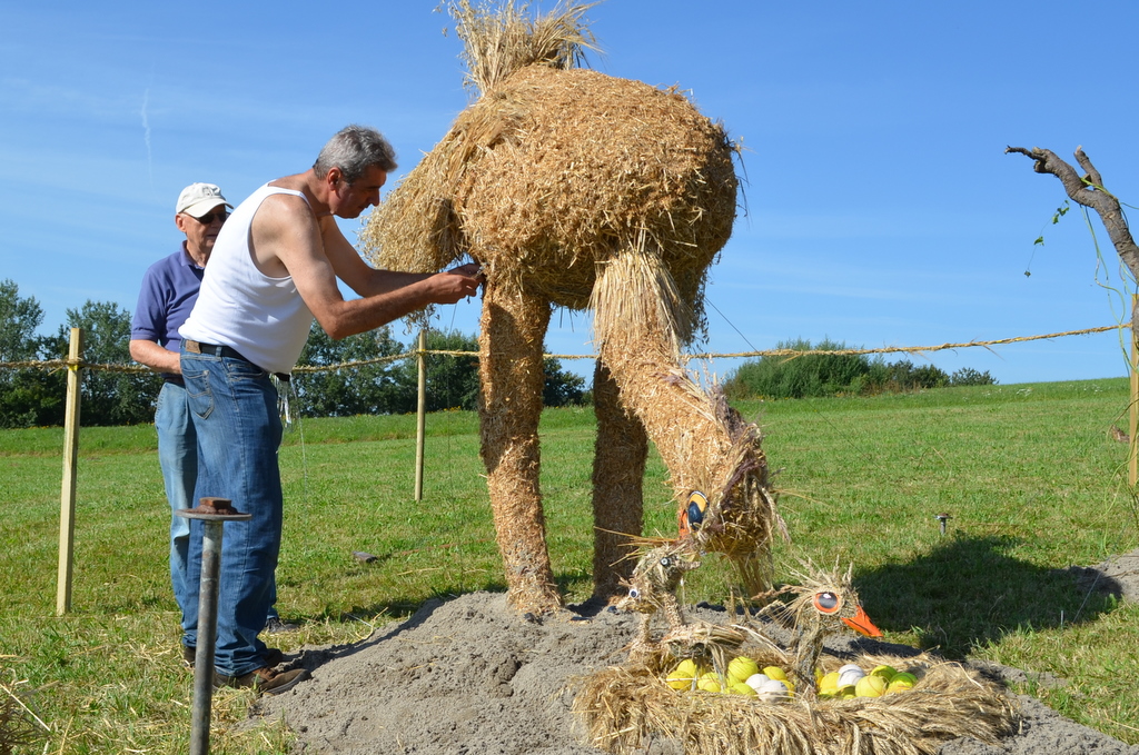 2011 Strohskulpturen_14