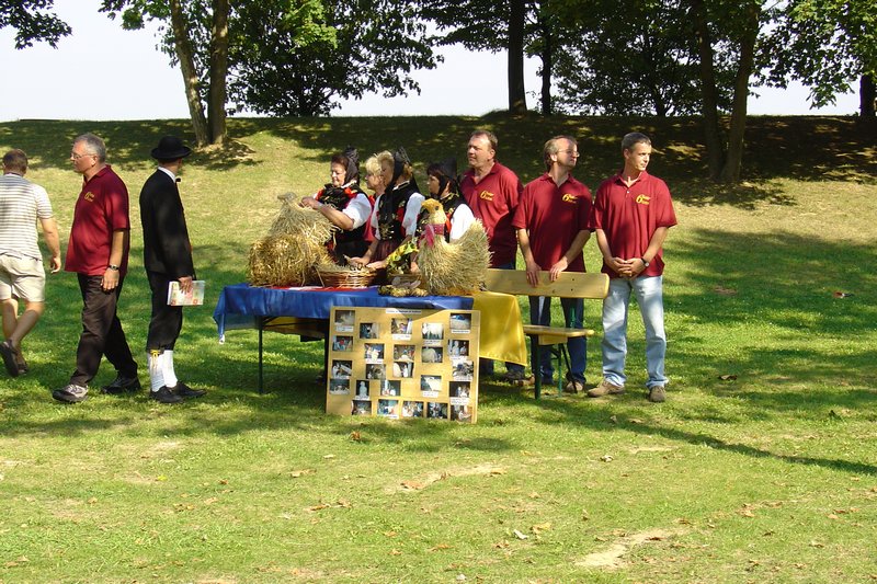 2004 Strohskulpturen ZDF Fernsehgarten_13