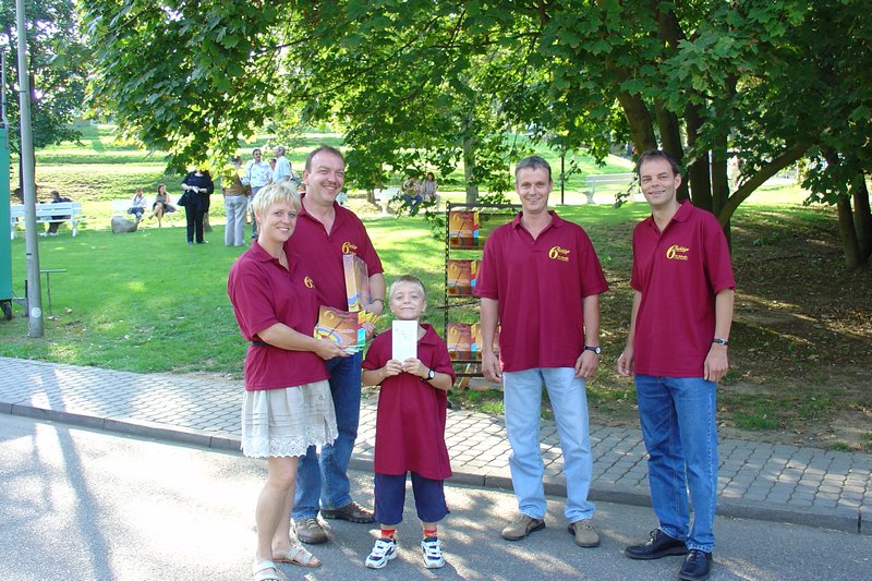 2004 Strohskulpturen ZDF Fernsehgarten_47