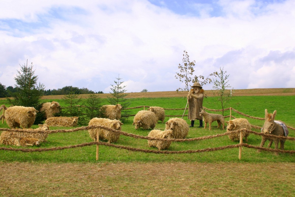 2005 Strohskulpturen Höchenschwand_41