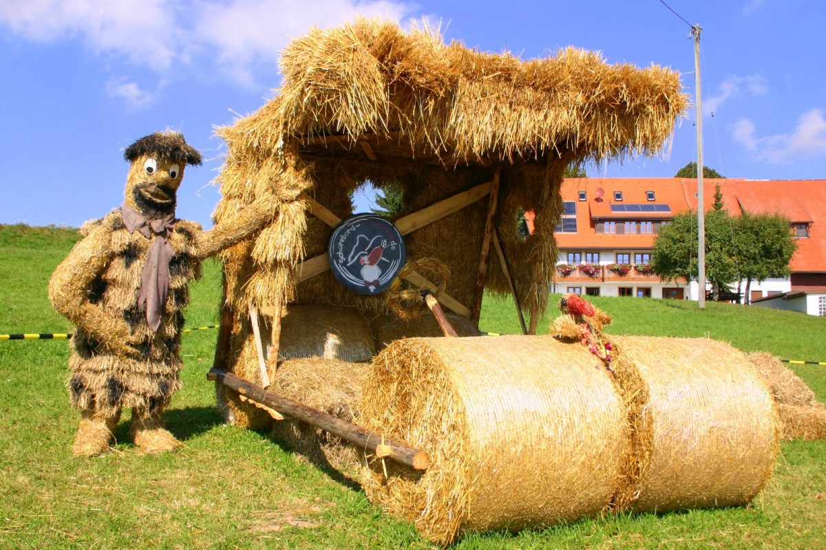 2005 Strohskulpturen Höchenschwand_53