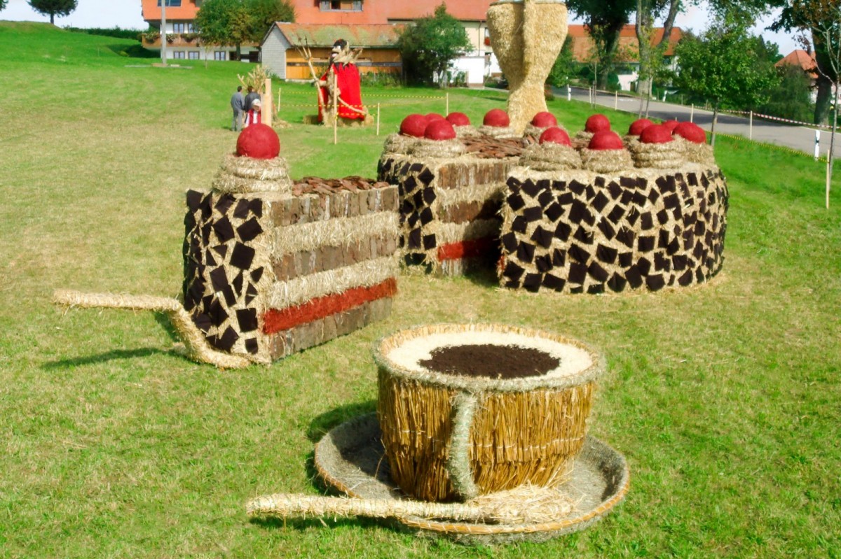 2007 Strohskulpturen Höchenschwand_14