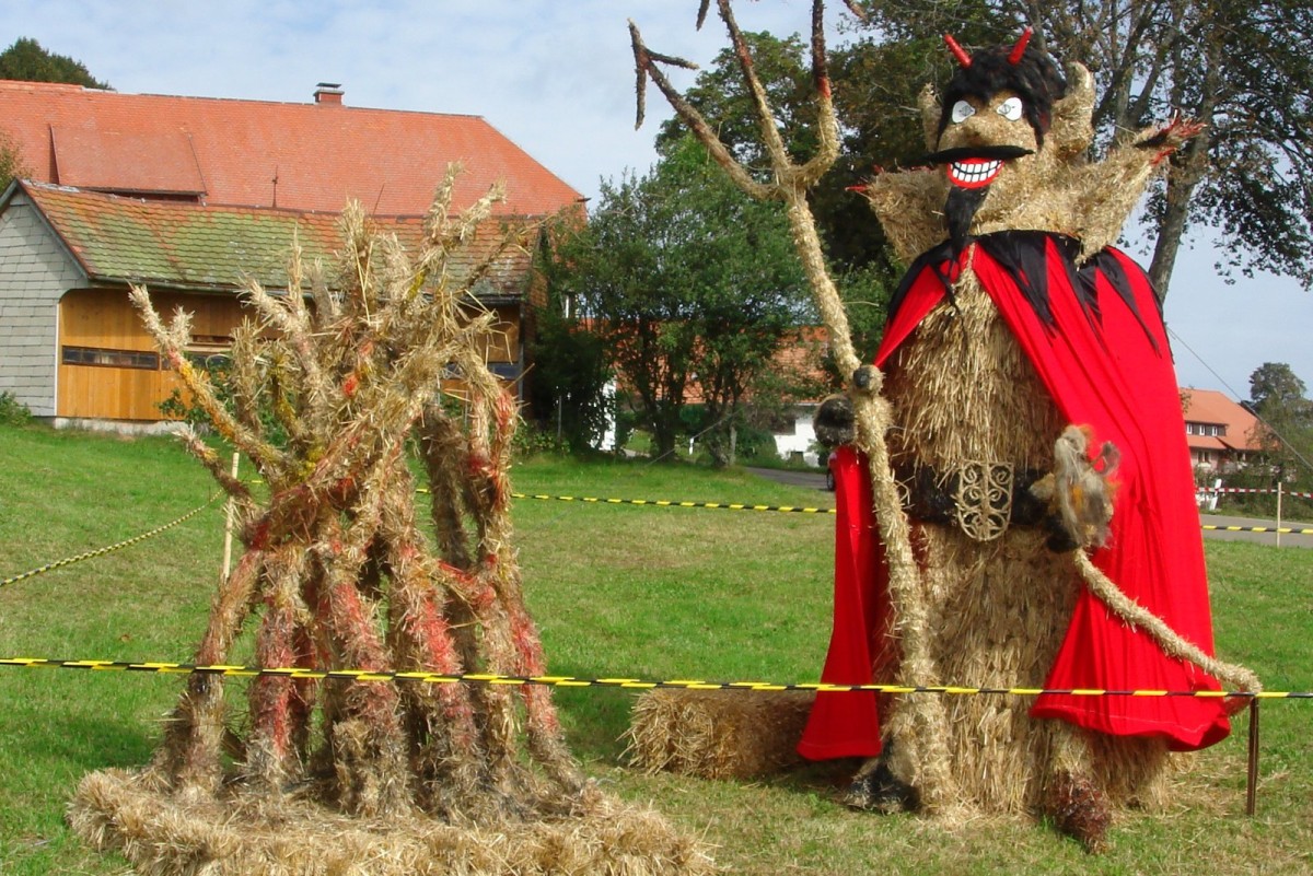 2007 Strohskulpturen Höchenschwand_20