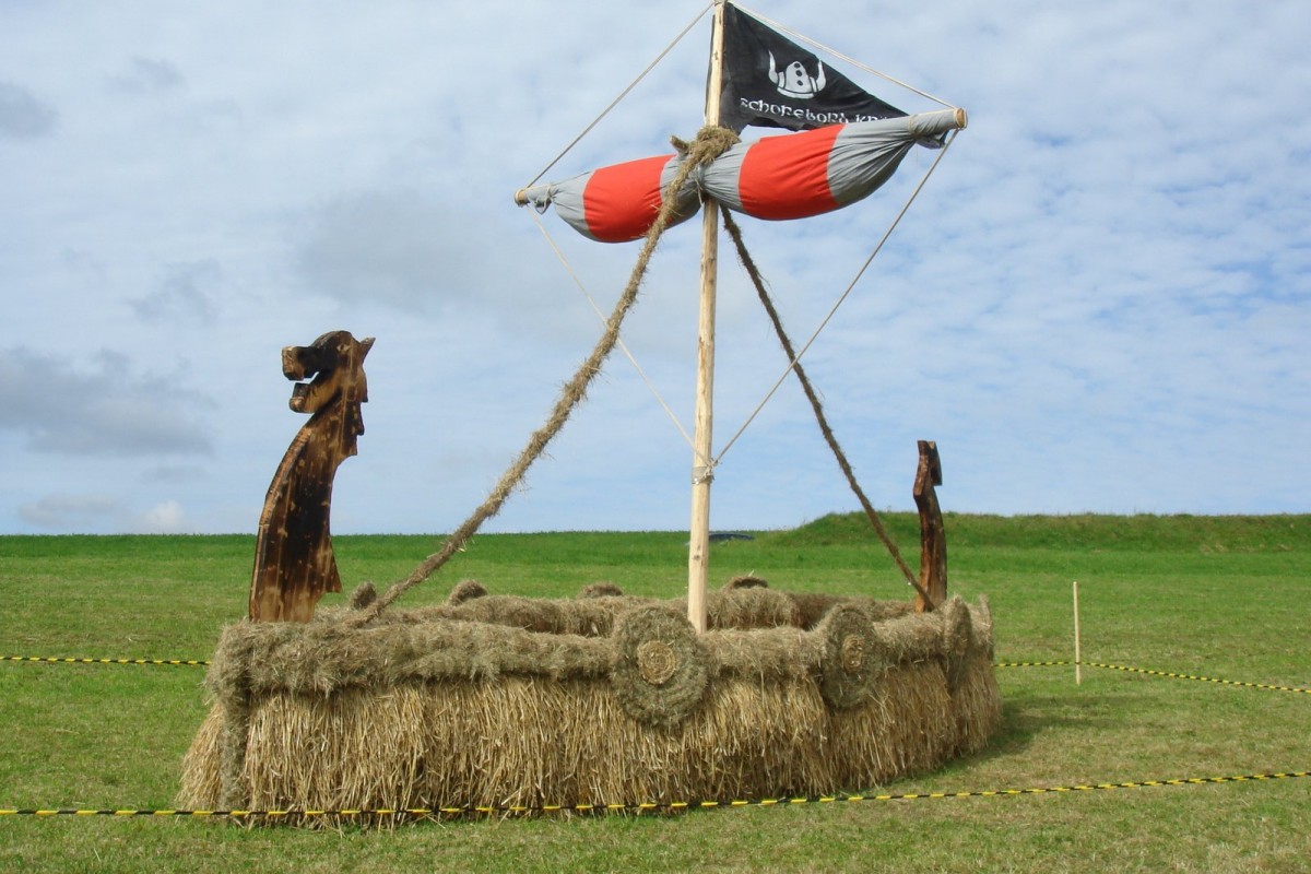 2007 Strohskulpturen Höchenschwand_21