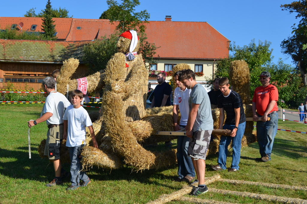 2011 Strohskulpturen_69