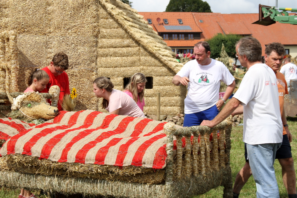 2013 Strohskulpturen_144