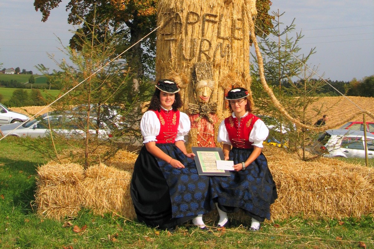 2003 Strohskulpturen Höchenschwand_58