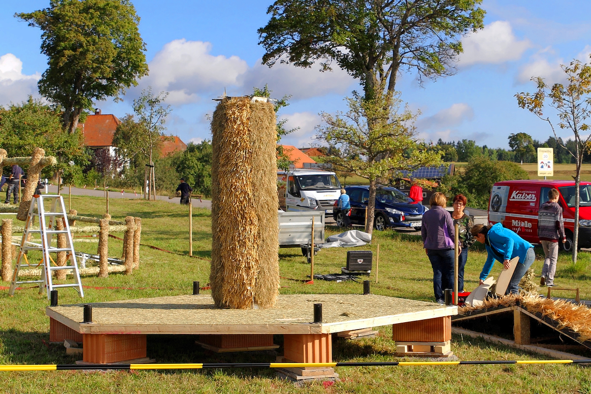 2015 Strohskulpturen_176